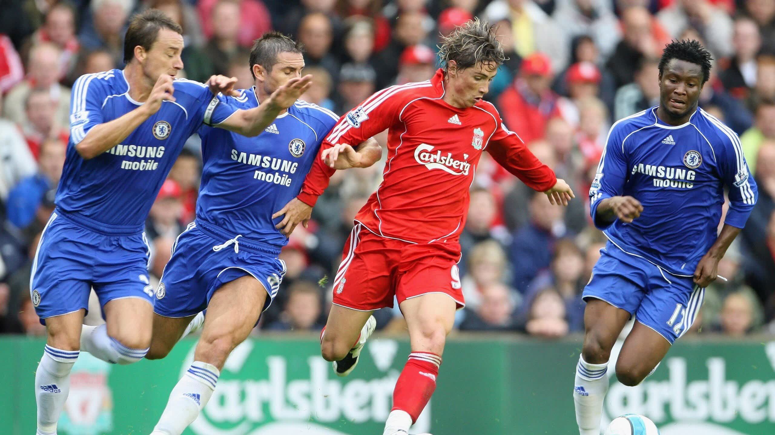 在线体育博彩-争议判罚改写战局,C罗天神下凡导演逆转,争议判罚改写战局,C罗天神下凡导演逆转